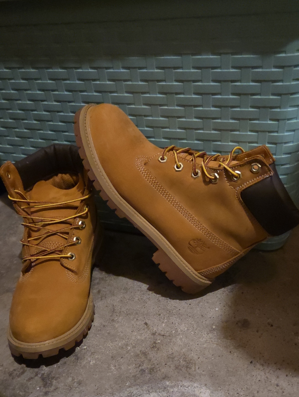 Timberland Wheat Mens' Classic Lace-Up Boots